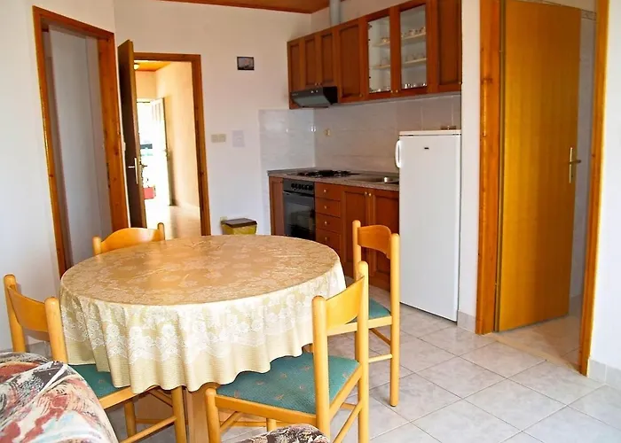 With Parking Space Preko, Ugljan - 20853 *