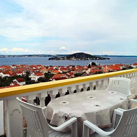 Appartement With Parking Space Preko, Ugljan - 20853